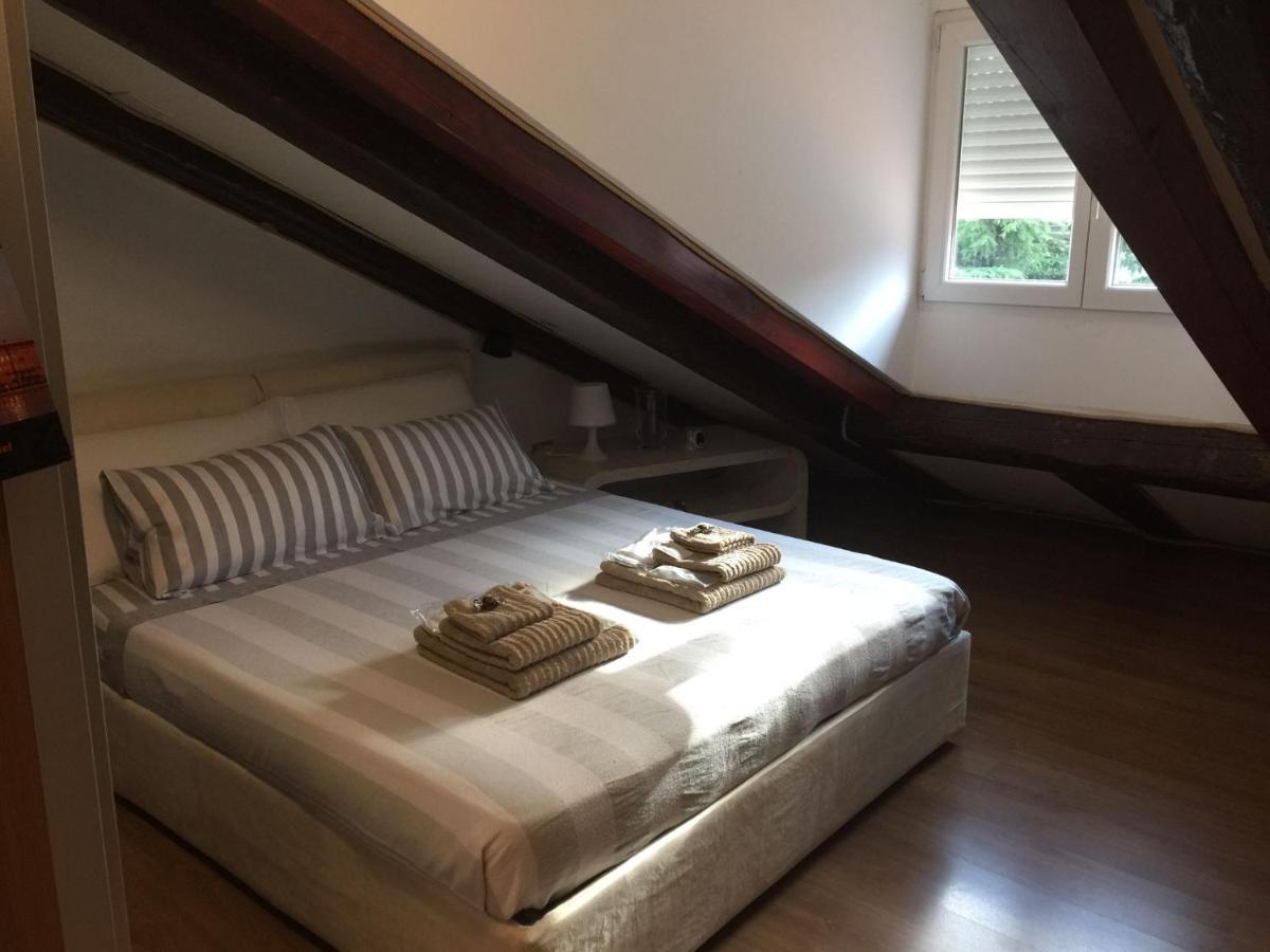 Ferienwohnung Mansarde Rive Triest Exterior foto