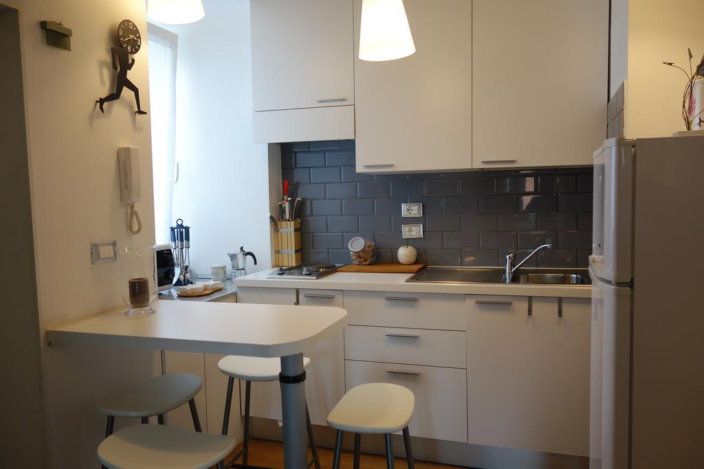 Ferienwohnung Mansarde Rive Triest Zimmer foto
