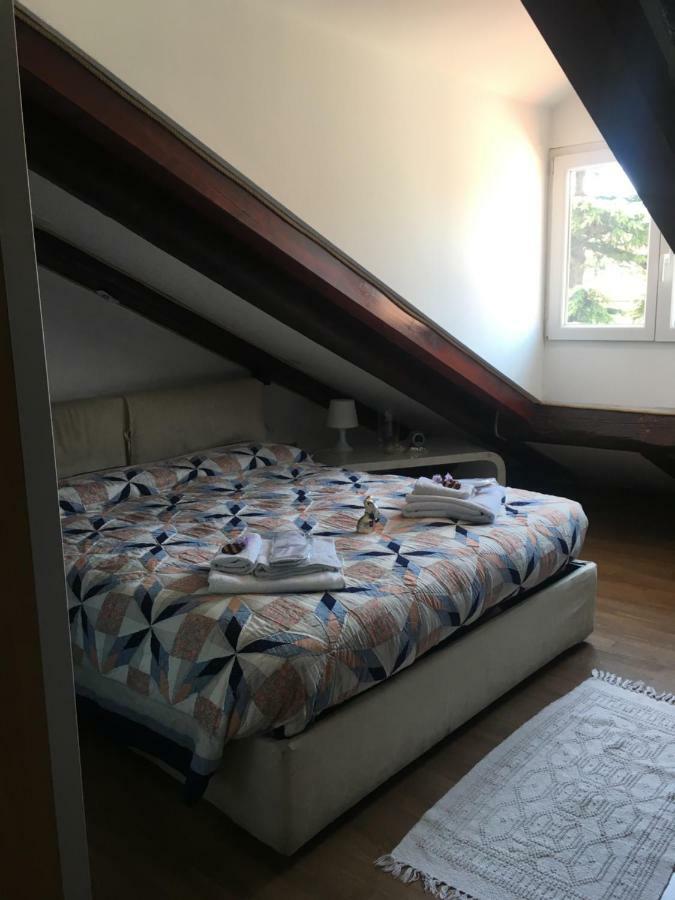 Ferienwohnung Mansarde Rive Triest Exterior foto