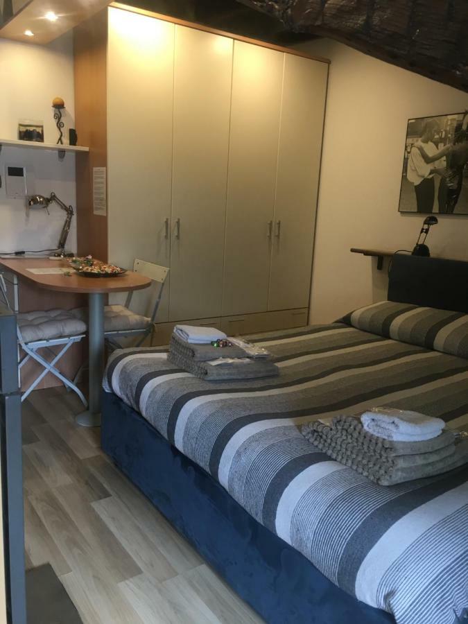 Ferienwohnung Mansarde Rive Triest Exterior foto